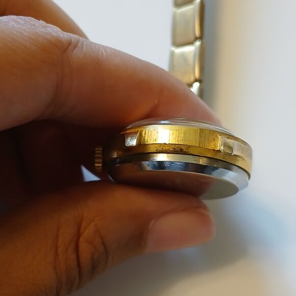 Vtg Montreluxe Women's Gold Tone Lifetime Main Spring Wind Up Watch Japan Movt - Picture 14 of 16